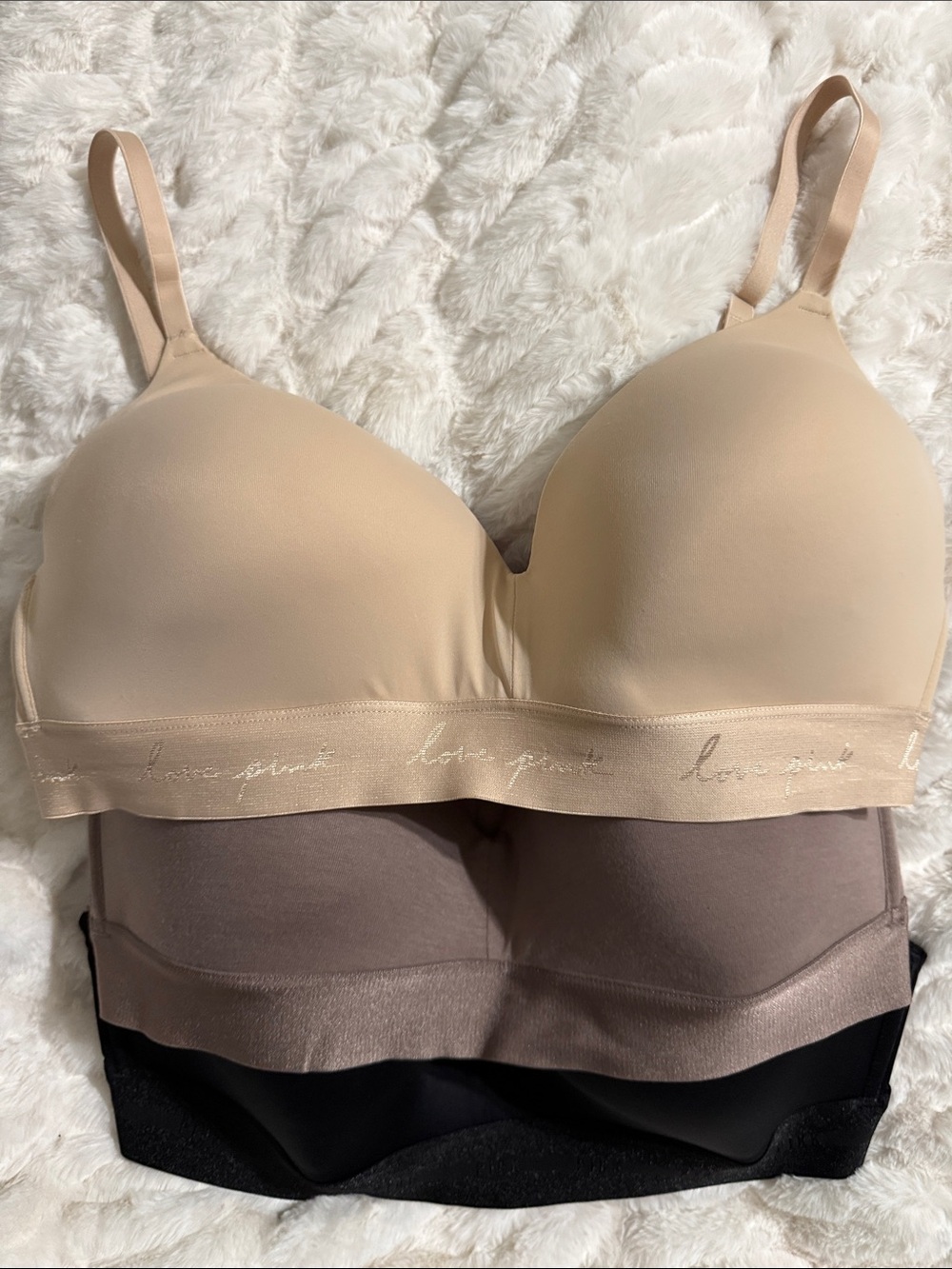 PINK Victoria's Secret Wireless T-Shirt Bra - Beige, Taupe & Black